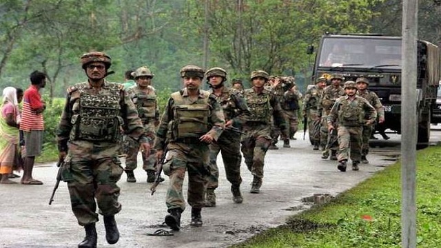 ভারতীয় সীমান্তরক্ষী বাহিনীর মধ্যে গোলাগুলিতে পাঁচ জওয়ান নিহত